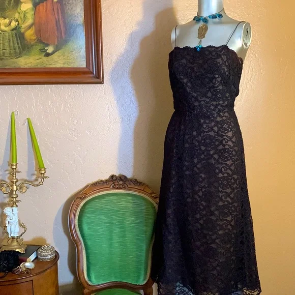 COPY - Vintage Miss Elliette California Black Lace Dress.  Sz 8 - Picture 3 of 5
